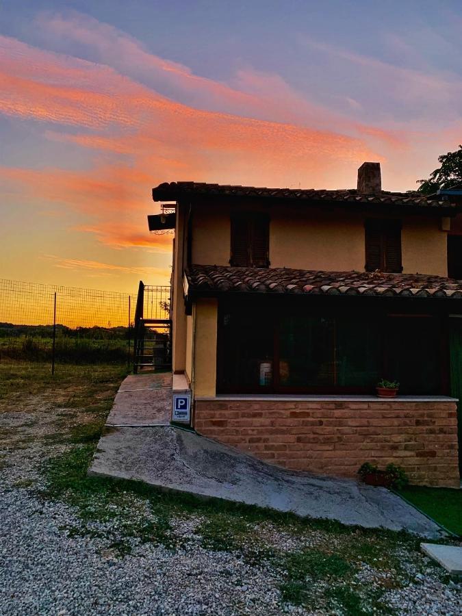 Chiaraluce Country House Massignano Exterior foto