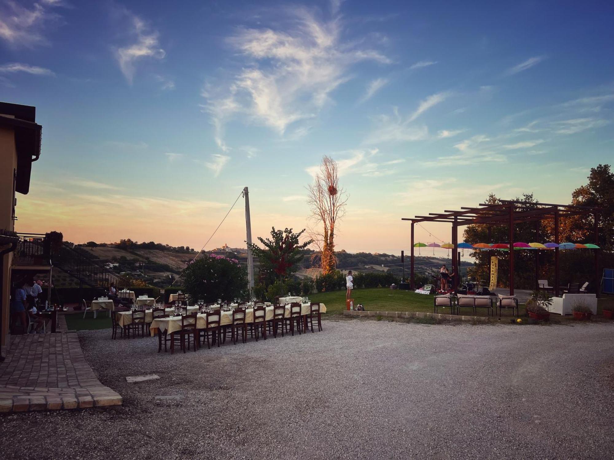 Chiaraluce Country House Massignano Exterior foto
